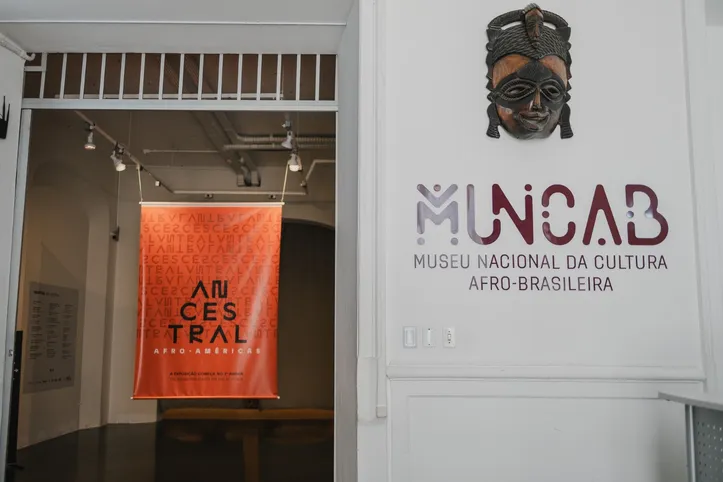 Imagem ilustrativa da imagem Exposição "Ancestral: Afro-Américas" entra no último mês de visitação