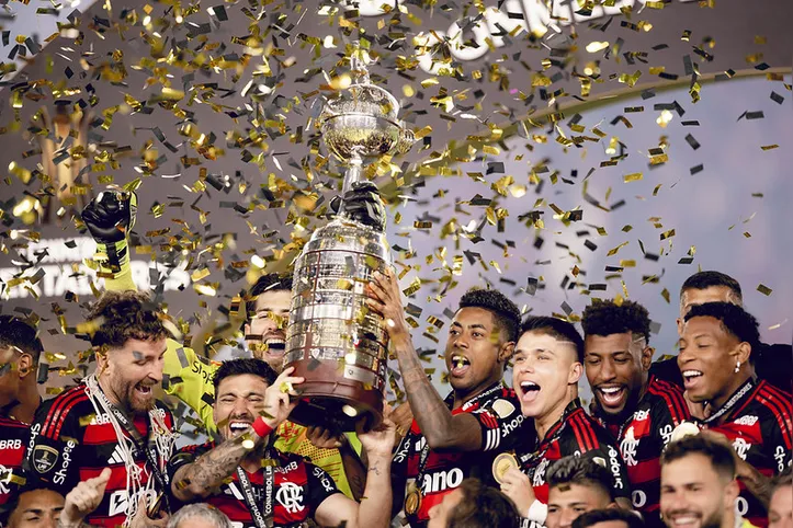 Flamengo se sagrou campeão da Libertadores de 2025 ao vencer o Palmeiras