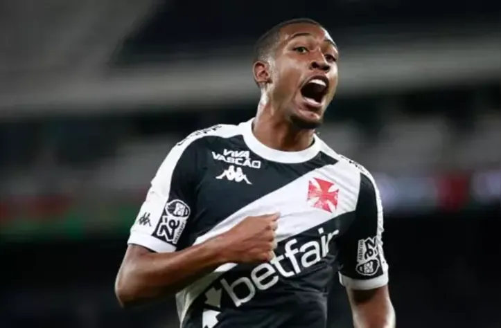 Rayan, atacante do Vasco