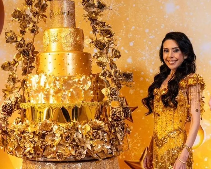 A brilhante aniversariante Analuzia