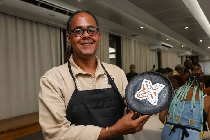 Professor Leandro Araújo