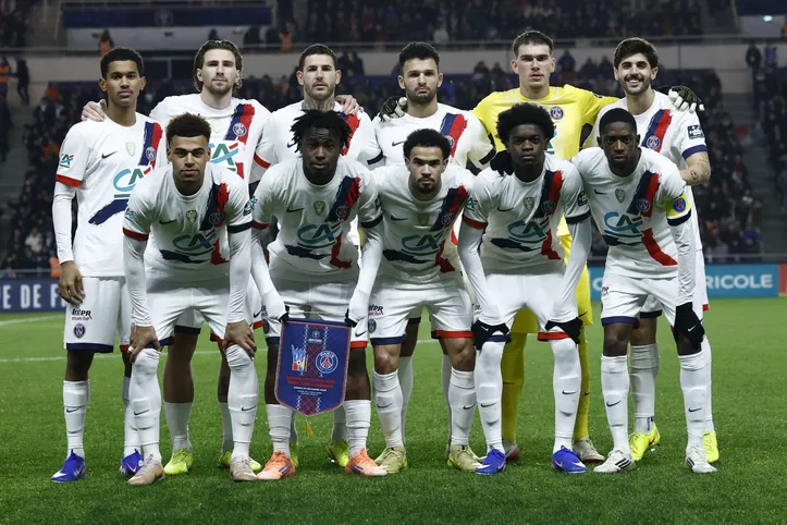 Time do PSG em campo