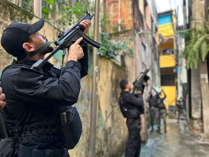Imagem ilustrativa da imagem Polícia mira comando, caixa e influência de facções na Bahia em 2025