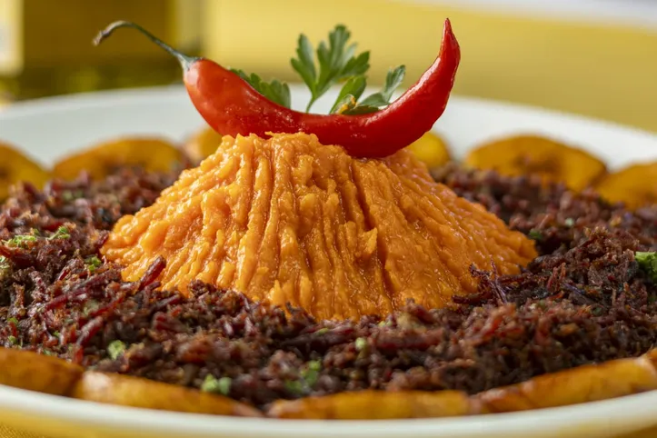 Imagem ilustrativa da imagem Porchetta, o corte suculento que simboliza fartura e sorte