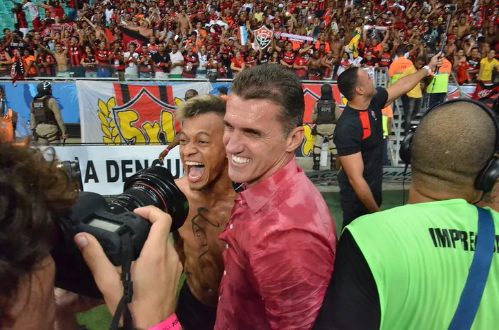 Vágner Mancini se sagrou bicampeão baiano pelo Vitória em 2016