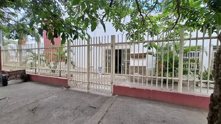 Imagem ilustrativa da imagem Restaurante Popular completa 6 anos fechado em Jequié