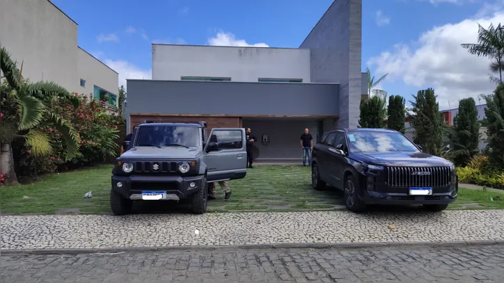 Imagem ilustrativa da imagem Servidores e advogados são presos em ação contra grilagem na Bahia