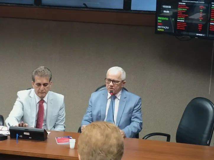 Deputado Josias Gomes (PT) na CCJ