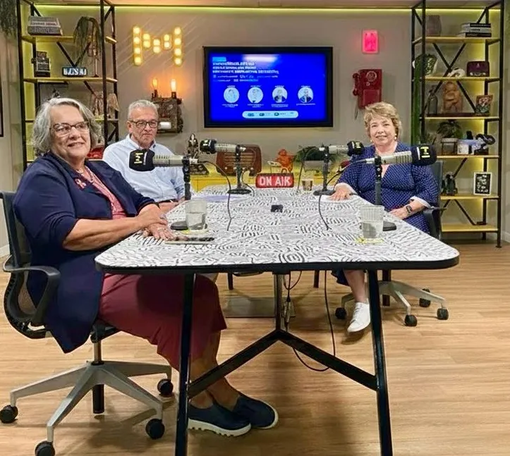 Administradores Tânia Dias, Edilson Freire e Graça Pitiá em Podcast da ACADM