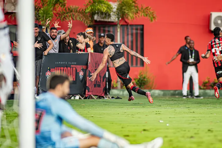 Imagem ilustrativa da imagem Vitória garante vaga na quinta fase da Copa do Brasil após escapar da Série B