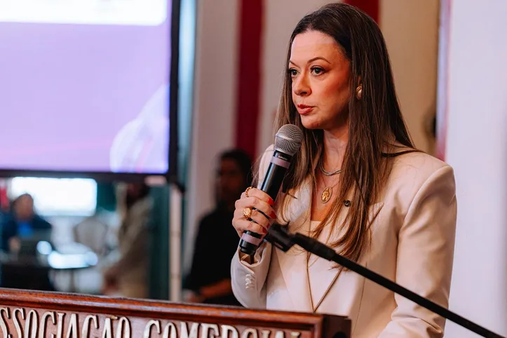 Presidente da ACB, Isabela Suarez