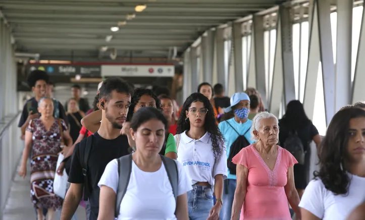 Terminal do metrô Acesso Norte