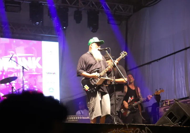Festival reúne público fiel em Piatã
