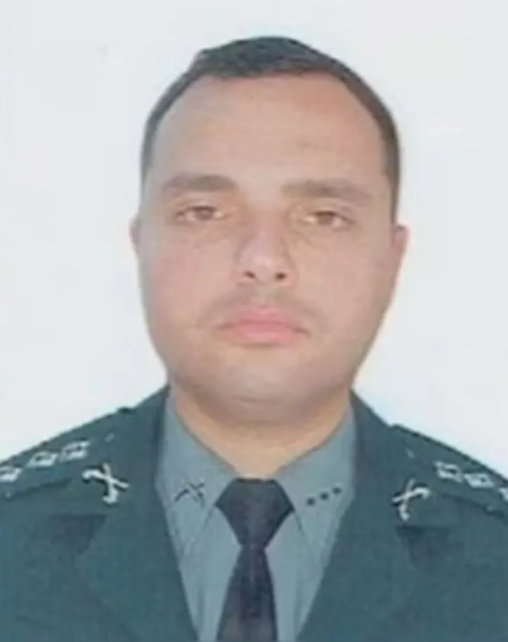 Capitão Alessander Ribeiro Estrella Rosa