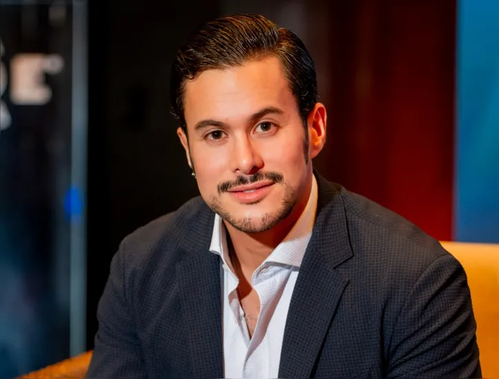 Vitor Evangelista é jornalista e escreve sobre geopolítica e wellness no Espresso News