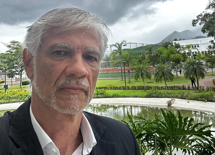 Entrevista Alma Baiana no Carnaval com Clínio Bastos, responsável pelo Planeta Band