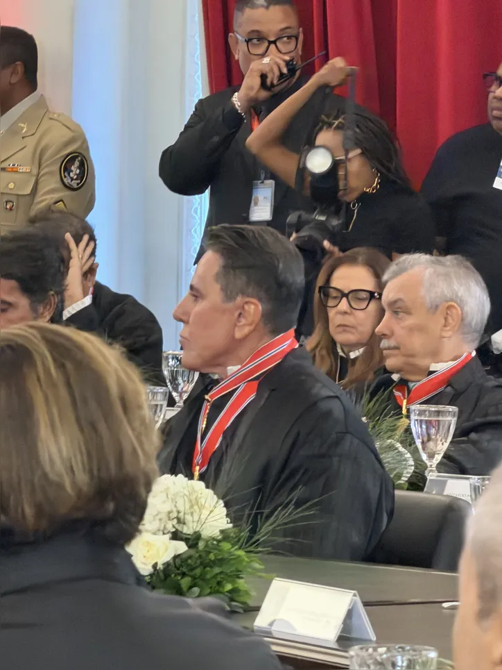 José Rotondano durante solenidade de posse