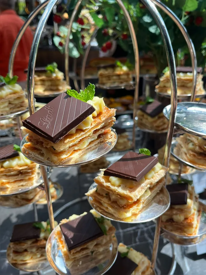 Imagem ilustrativa da imagem Drink dos signos e vista do céu 360º: 4 atrações imperdíveis em São Paulo