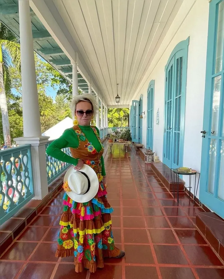 Ana Maria Braga na fazenda