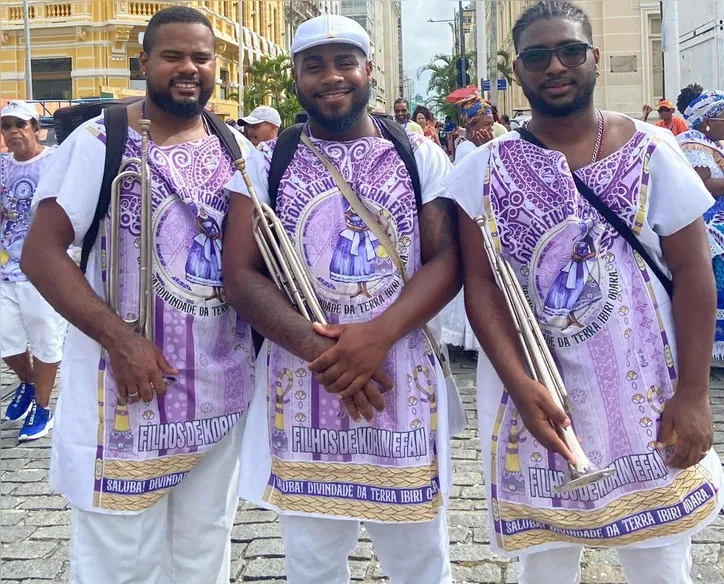 Músicos da percussão