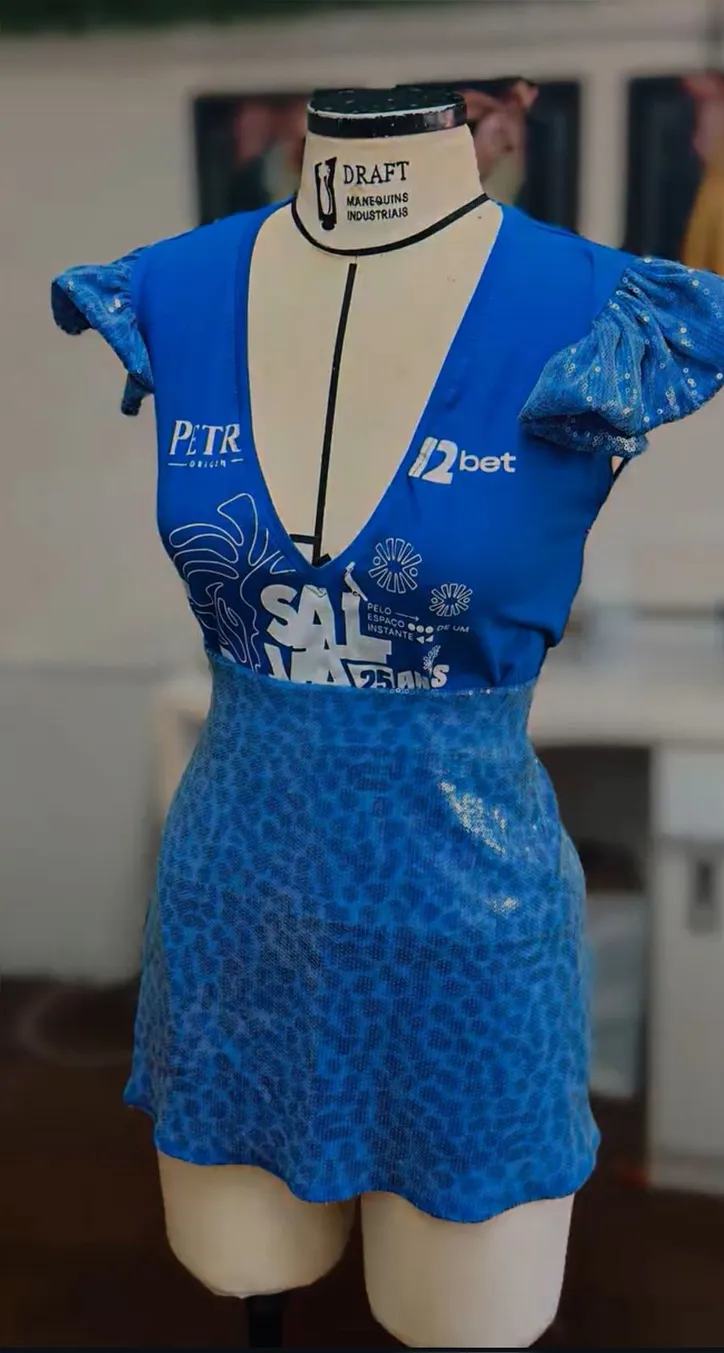 O preço da customização é a partir de R$ 50, 00