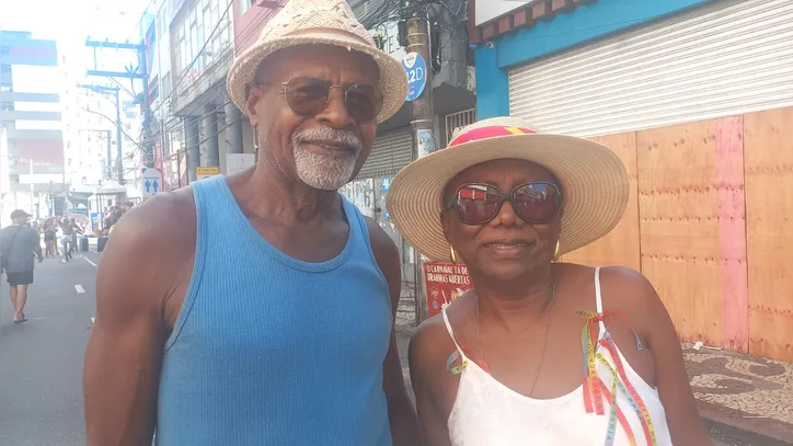 Valdo Sacramento, de 74 anos e Marlene Ferreira, de 60 anos, aposentados