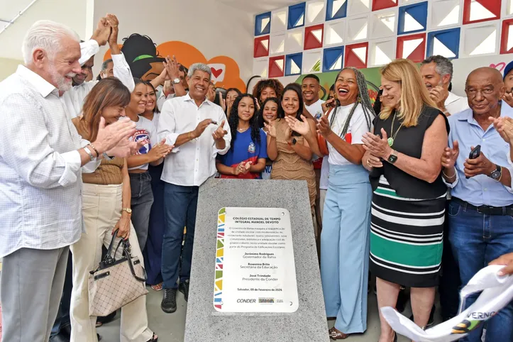 Imagem ilustrativa da imagem Governo entrega modernização de R$ 21 milhões em colégio de Salvador