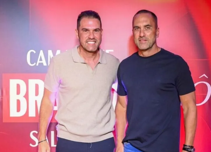 Guto e Binho Ulm inauguram loja oficial do Camarote Brahma