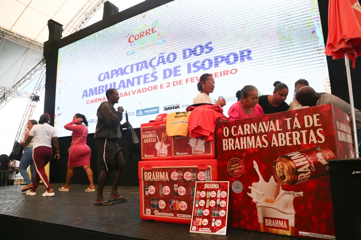 SALVADOR/POLÍTICA/PORTAIS E IMPRESSO
Semob promove treinamento de Carnaval para ambulantes credenciados. Ação ocorrerá na Arena A TARDE.
Na foto:kits que serão entregues aos ambulantes
Foto:Denisse Salazar/AG.A TARDE
Data:28/01/2026