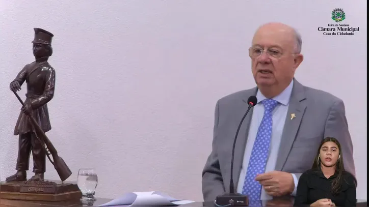 Prefeito José Ronaldo de Carvalho