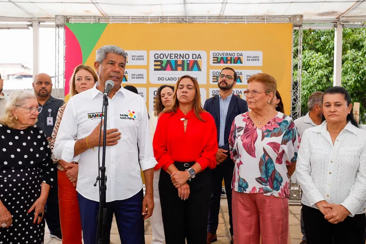 Governador Jerônimo Rodrigues (PT) durante a inauguração da nova UTI Cardiovascular no Hospital Ana Nery, em Salvador