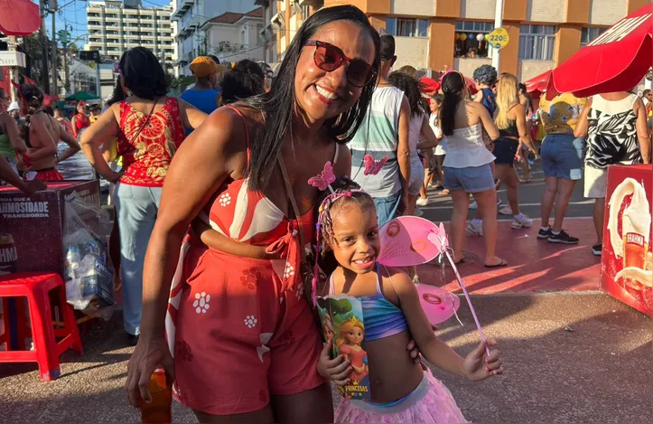 Luciana Lima, de 41 anos e filha