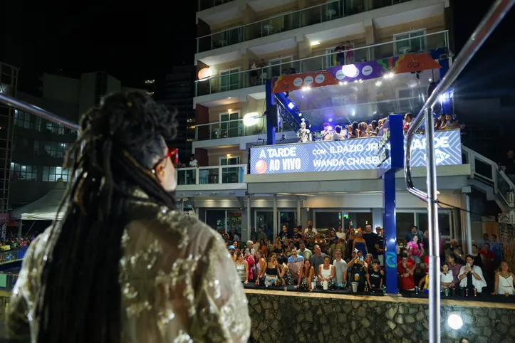 Imagem ilustrativa da imagem Observatório A TARDE foi parada obrigatória dos trios no Carnaval de 2025