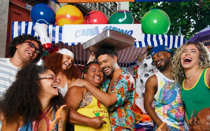 Pedro se assumiu bissexual durante um show