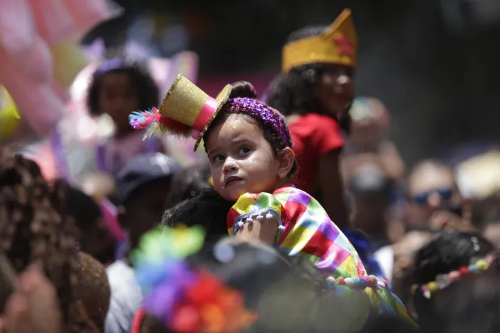 Carla Perez comanda o bloco Algodão Doce