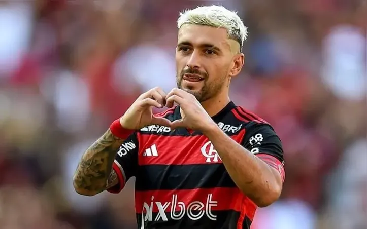 Arrascaeta pelo Flamengo