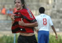 Ex-Vitória detona técnico da Bolívia após ficar fora da Seleção