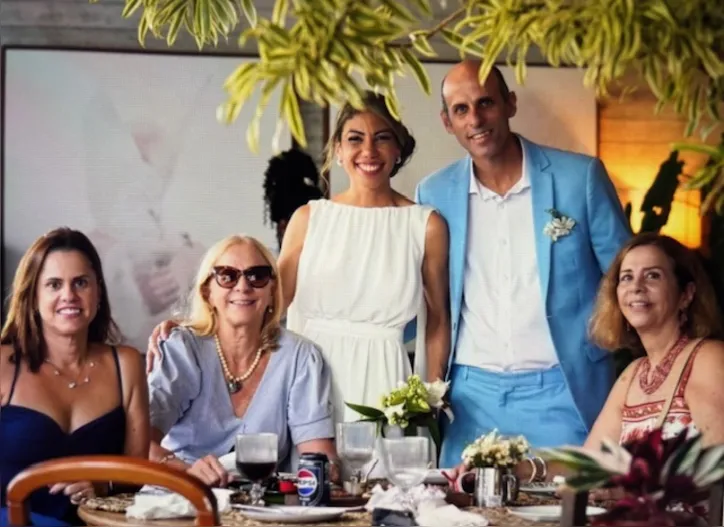 Os recém-casados entre Iara Fernandez, Sandra Borges Fernandez e Sylvinha Borges