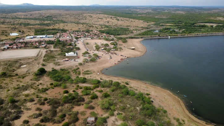 Poço Grande, a Praia do Sisal, em Araci