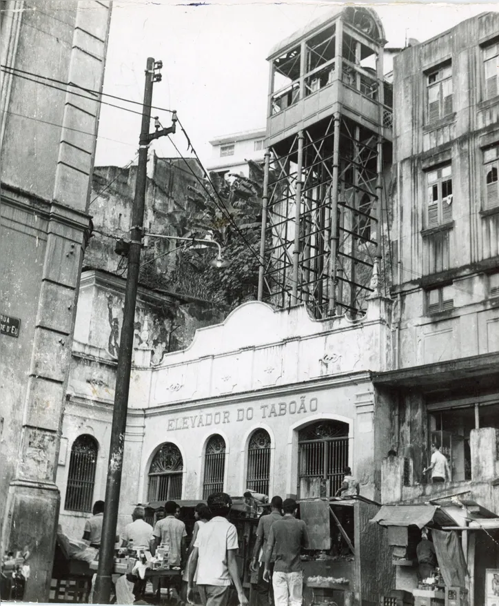 Elevador do Taboão foi feito todo em ferro importado da Inglaterra