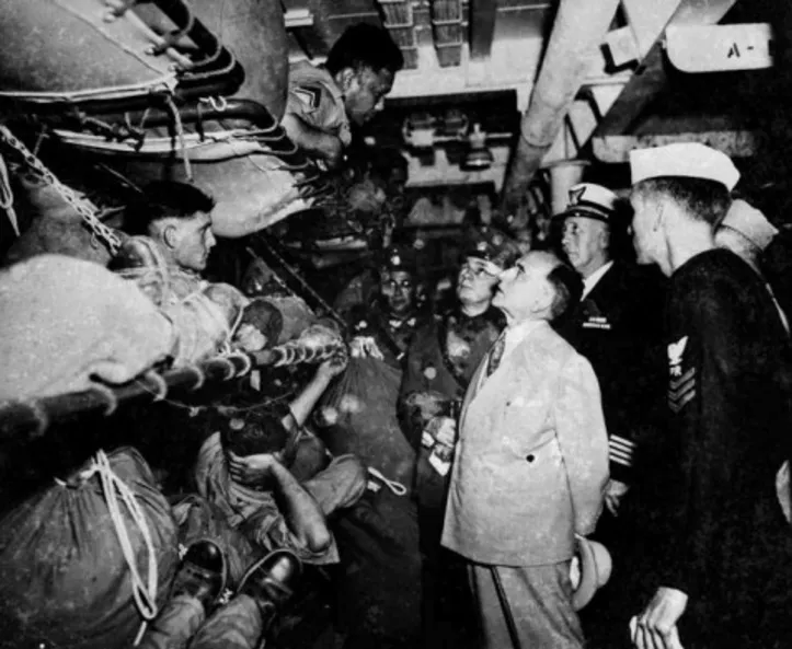 Getúlio Vargas e pracinhas da FEB