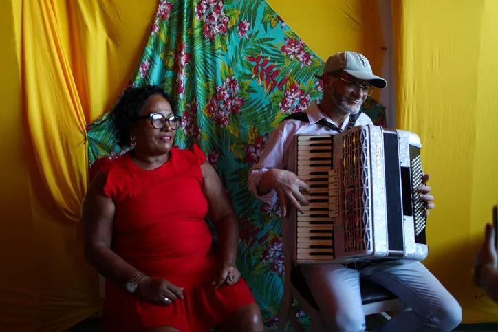 Marizete e Cláudio estão à frente de Escola de Forrozeiros