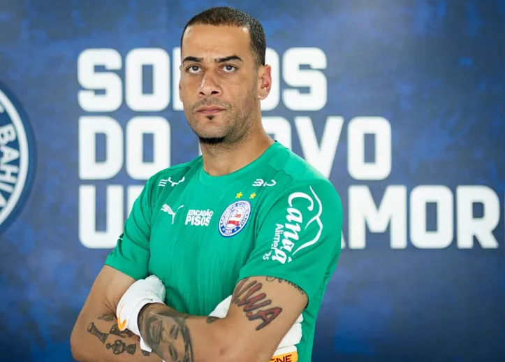 Léo Vieira pelo Bahia