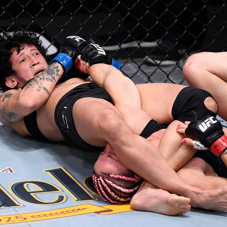 Virna Jandiroba pelo UFC