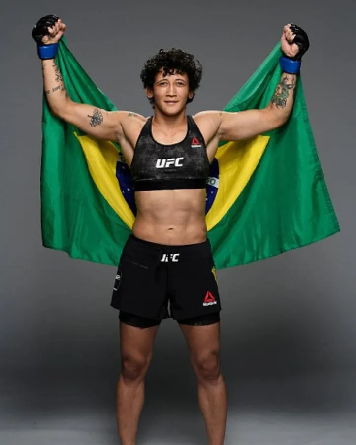 Virna Jandiroba no UFC