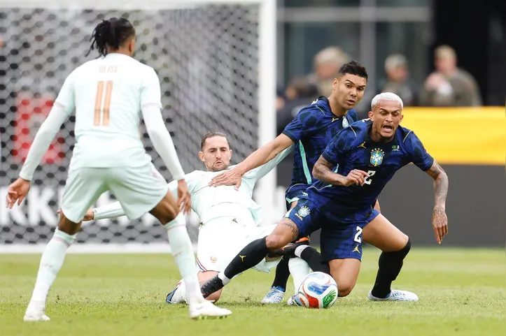 Brasil e França em amistoso pré-Copa
