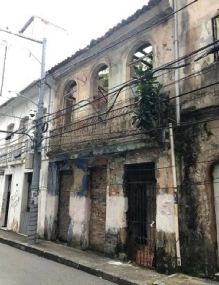 Interior da casa nº 33 na Rua Ruy Barbosa