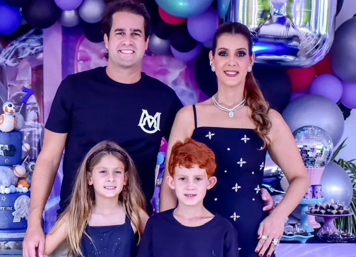 Família reunida em um dia de pura alegria e muito amor