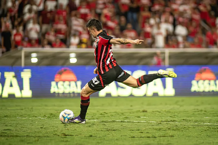 Vitória e CRB pela Copa do Nordeste