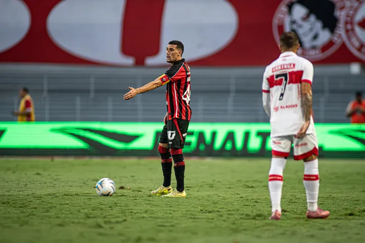 Vitória e CRB pela Copa do Nordeste